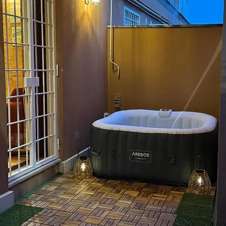 Welcoming Vatican Garden - With Hot Hub *