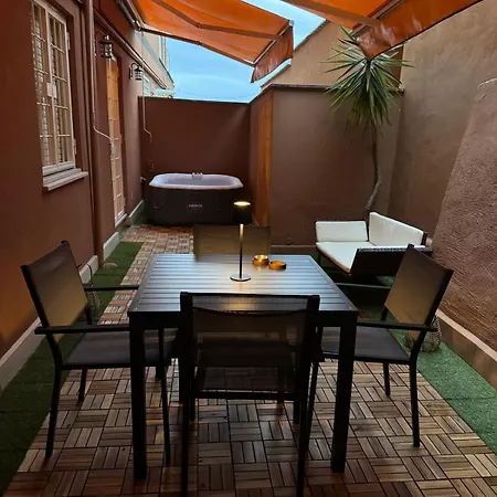 Welcoming Vatican Garden - With Hot Hub *