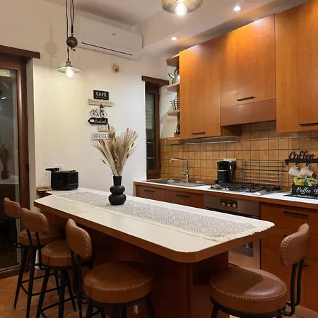 아파트 Welcoming Vatican Garden - With Hot Hub *