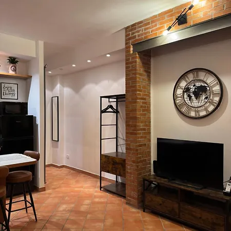 Welcoming Vatican Garden - With Hot Hub *