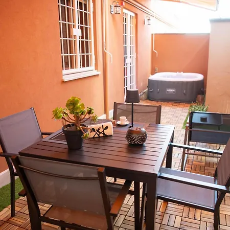 Welcoming Vatican Garden - With Hot Hub