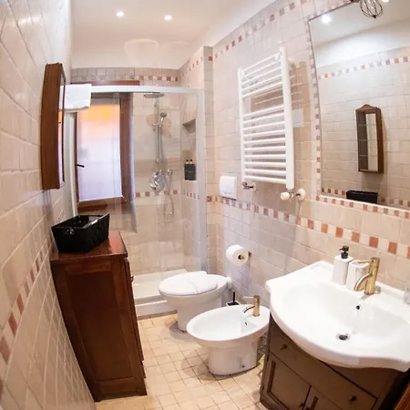 Welcoming Vatican Garden - With Hot Hub 아파트 *