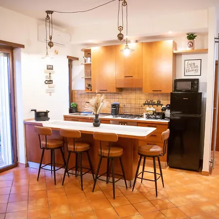 Welcoming Vatican Garden - With Hot Hub 로마