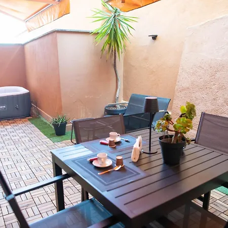 Welcoming Vatican Garden - With Hot Hub 로마