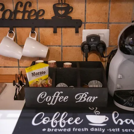 아파트 Welcoming Vatican Garden - With Hot Hub