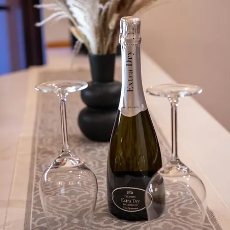 Welcoming Vatican Garden - With Hot Hub 아파트